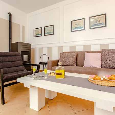 Apartamento La Terrazza Di Marco By Interhome